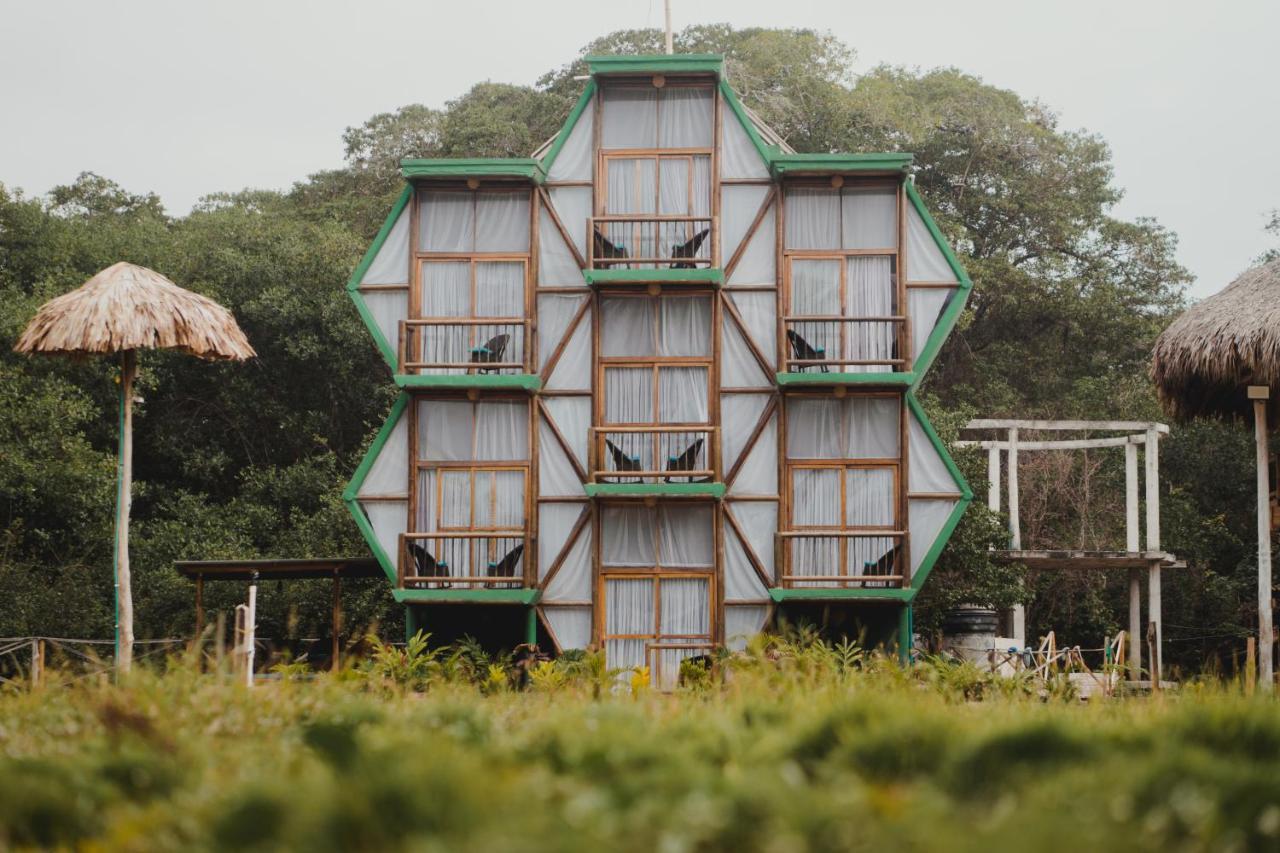 Uuttaaka Eco-Hotel Palomino Zewnętrze zdjęcie